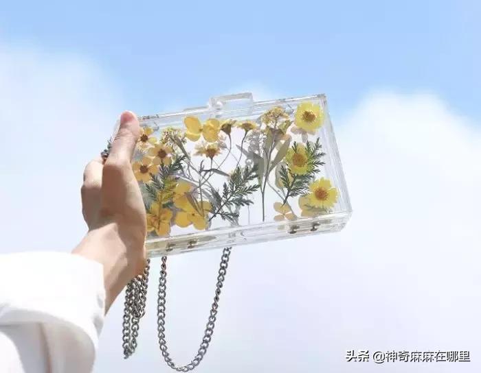 2021十款必买小众轻奢包包有哪些,小众包包品牌推荐高级感