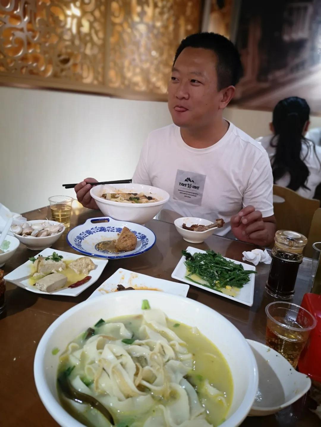 二手吉利缤越和昂克赛拉哪个好,吉利缤越和领克02怎么选