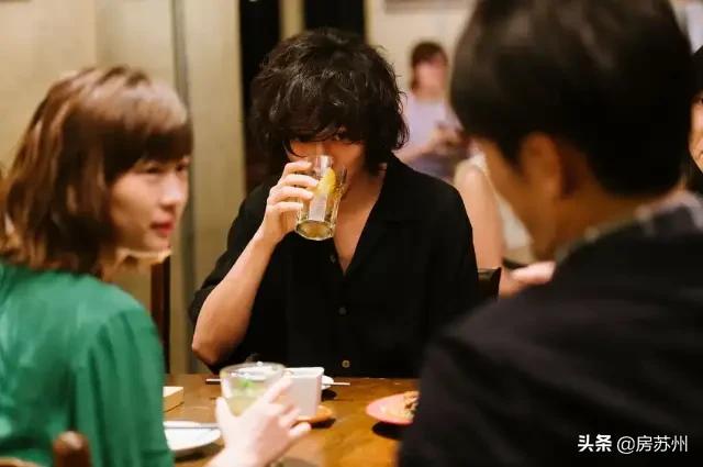 90后的我靠自己买的别墅,90后的我为了房子倾家荡产