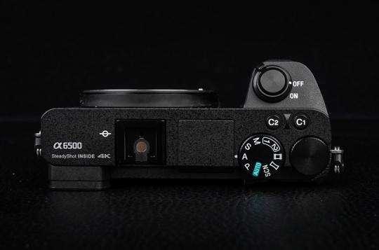 全画幅微单镜头佳能和索尼哪个好 (微单相机索尼佳能尼康到底选哪个)