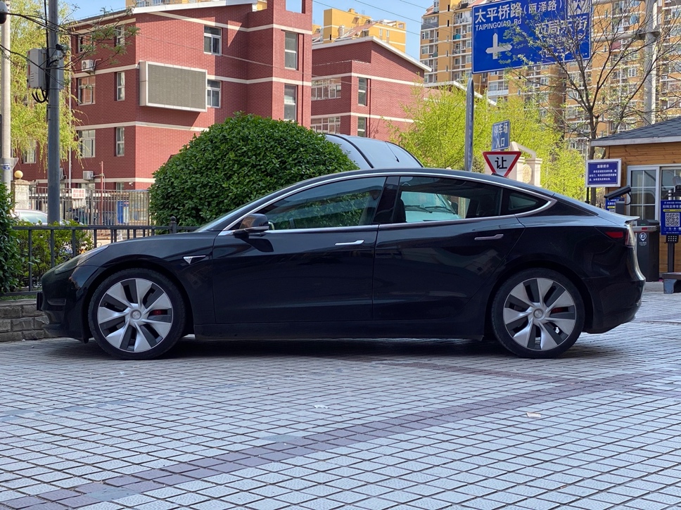 美系性能新星——浅谈Tesla