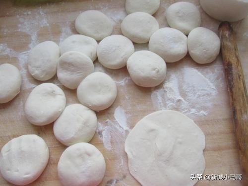 正宗天津狗不理包子工艺流程,天津狗不理小笼包馅正宗做法配方