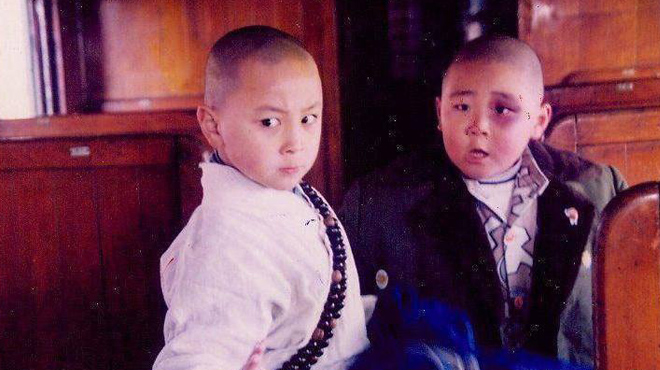 撞钟砸酒瓶，讹人收费，影视剧里这些会铁头功的角色一个比一个狠