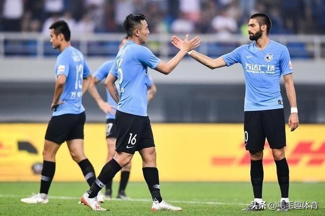 万达撤资大连一方,万达为什么接手大连足球