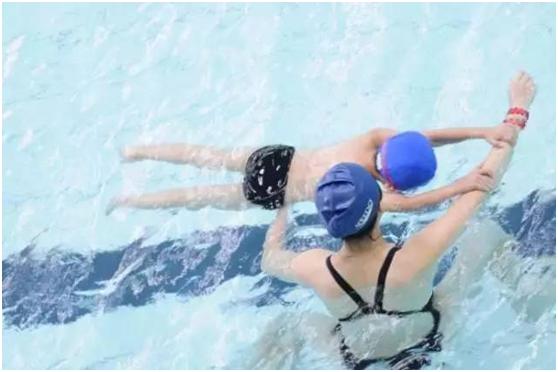 素质教育课程应该怎样上,海南各中小学推广游泳培训