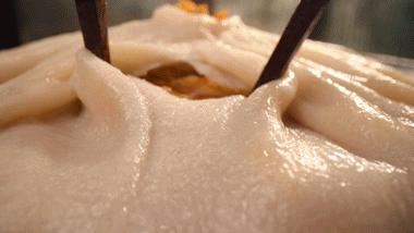 这么大的蟹粉灌汤包你吃过吗,用蟹粉烹制美味可口的蟹粉汤包