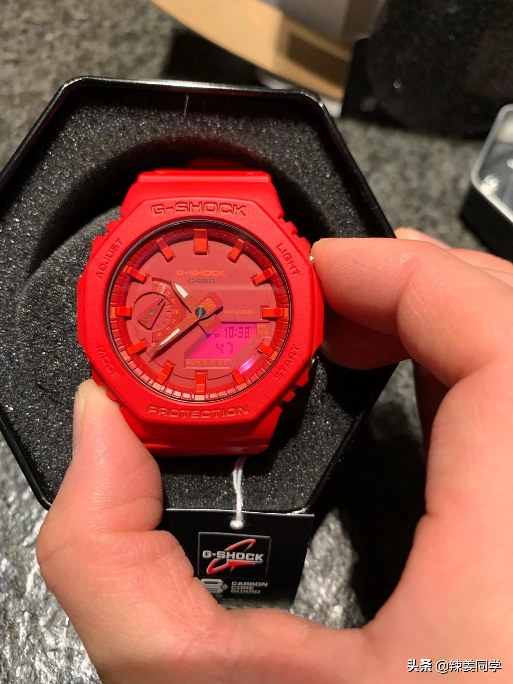 卡西欧皇家橡树纯黑款,卡西欧皇家橡树红色