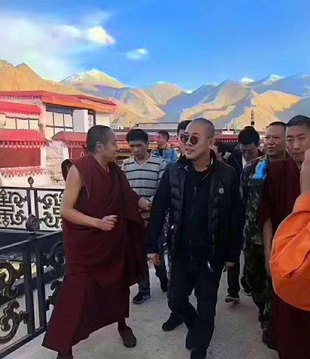 人人都爱的*藏西**，什么时候才能等到你的到来呀？