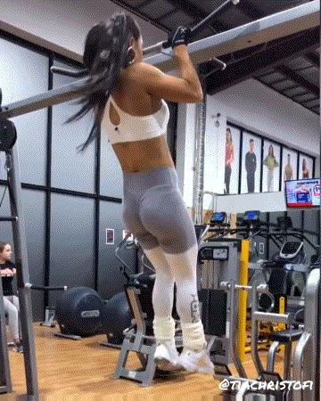 蒂亚克里斯托菲身高,蒂亚克里斯托菲身材