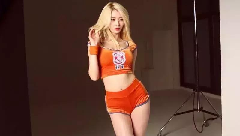 她被称为“女团性感标杆”,你评评理