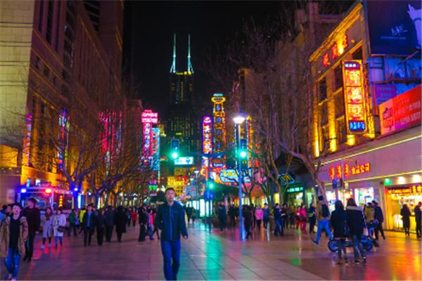 盘点上海周末有趣又好玩的地方,最新上海十大好玩地方