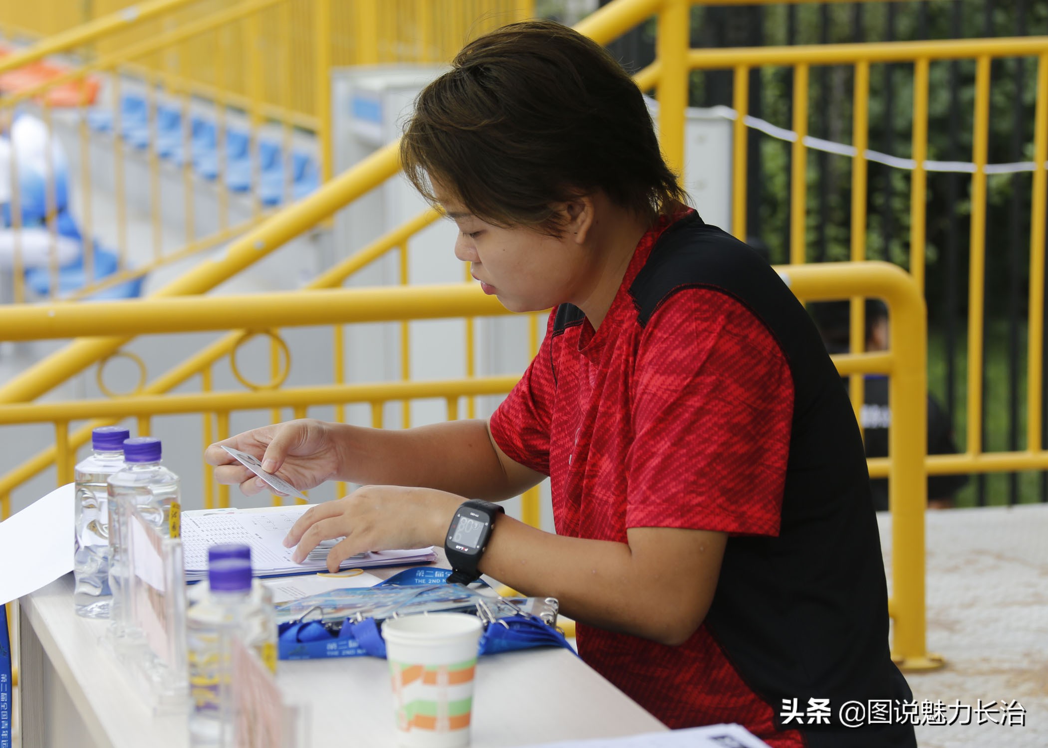 足球球员受伤瞬间,盘点足球比赛上的精彩瞬间