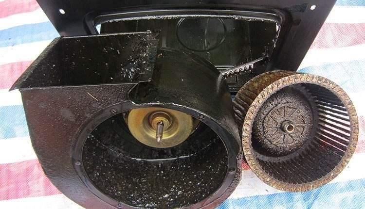 油烟机油渍用什么东西能清理干净,油烟机油污用什么清洁剂清洗