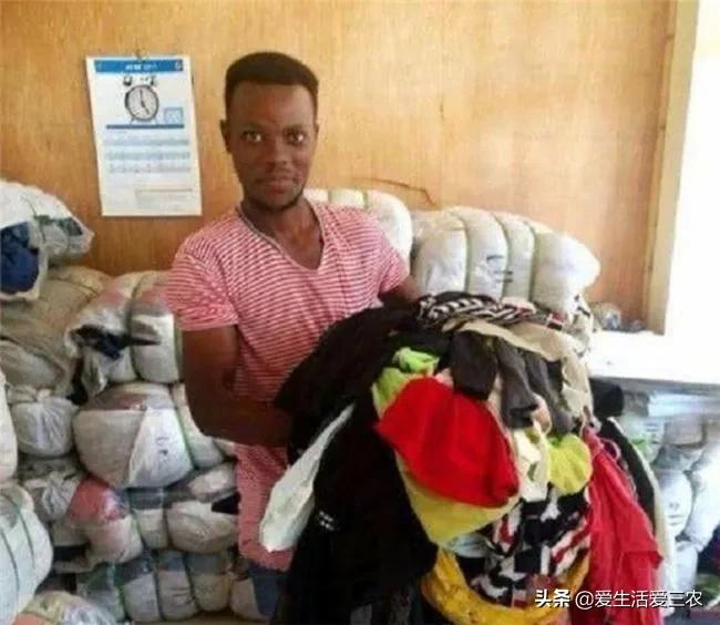 旧衣服多少钱一吨回收后能做什么,废旧衣服回收多少钱一吨