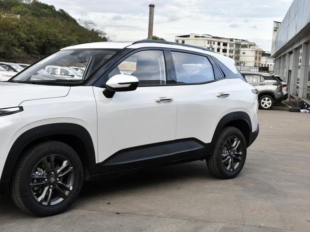目前国产suv最智能的新款车,国产suv8万以内自动挡落地