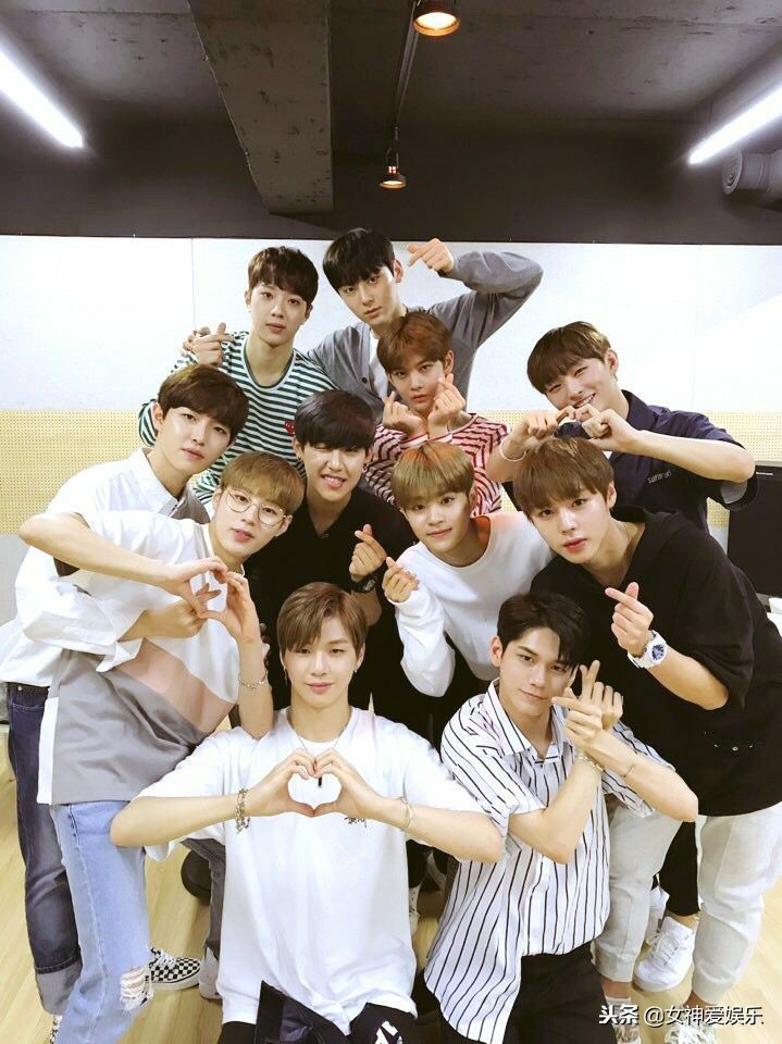 2023年韩国新闻热点事件,2012年的韩流圈大事件