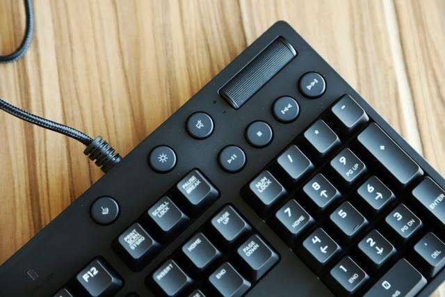 键盘各种轴体和青轴有什么区别,青轴机械键盘各种轴该怎么选