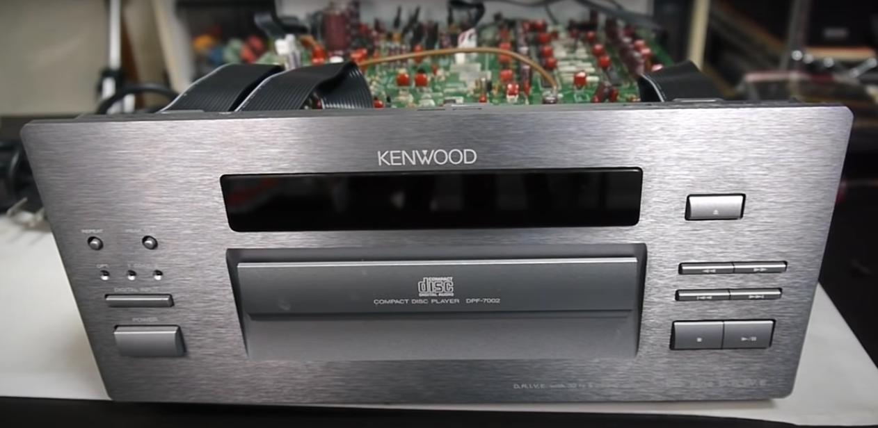 KENWOODDPF-7002CD机不读盘维修，掌握拆机步骤和更换光头的方法