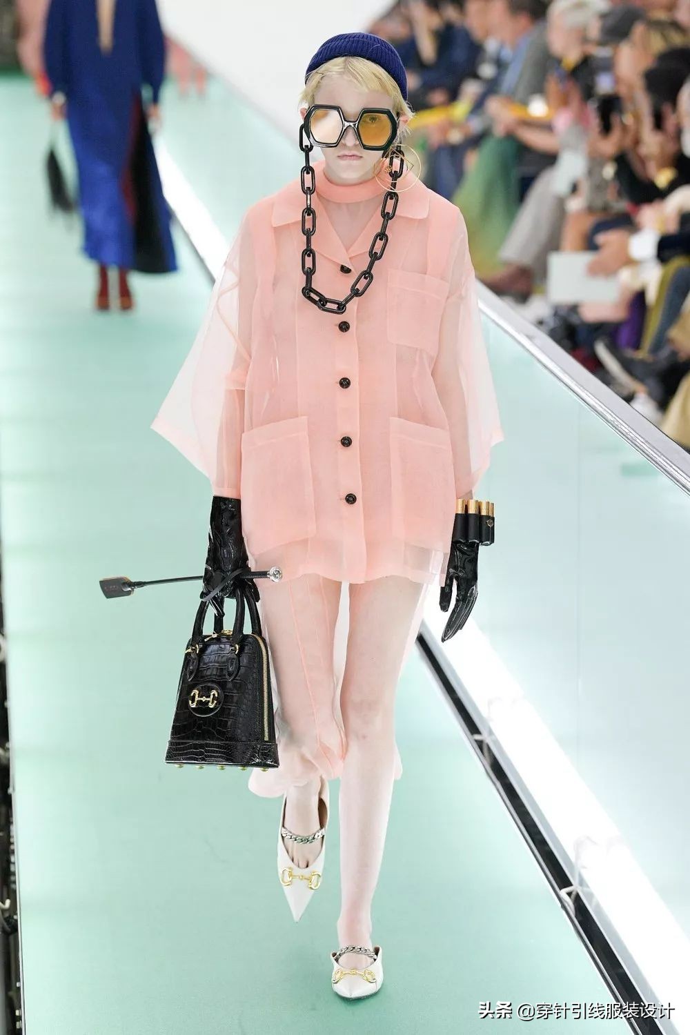 肖战gucci造型,肖战参加gucci全新系列时装秀