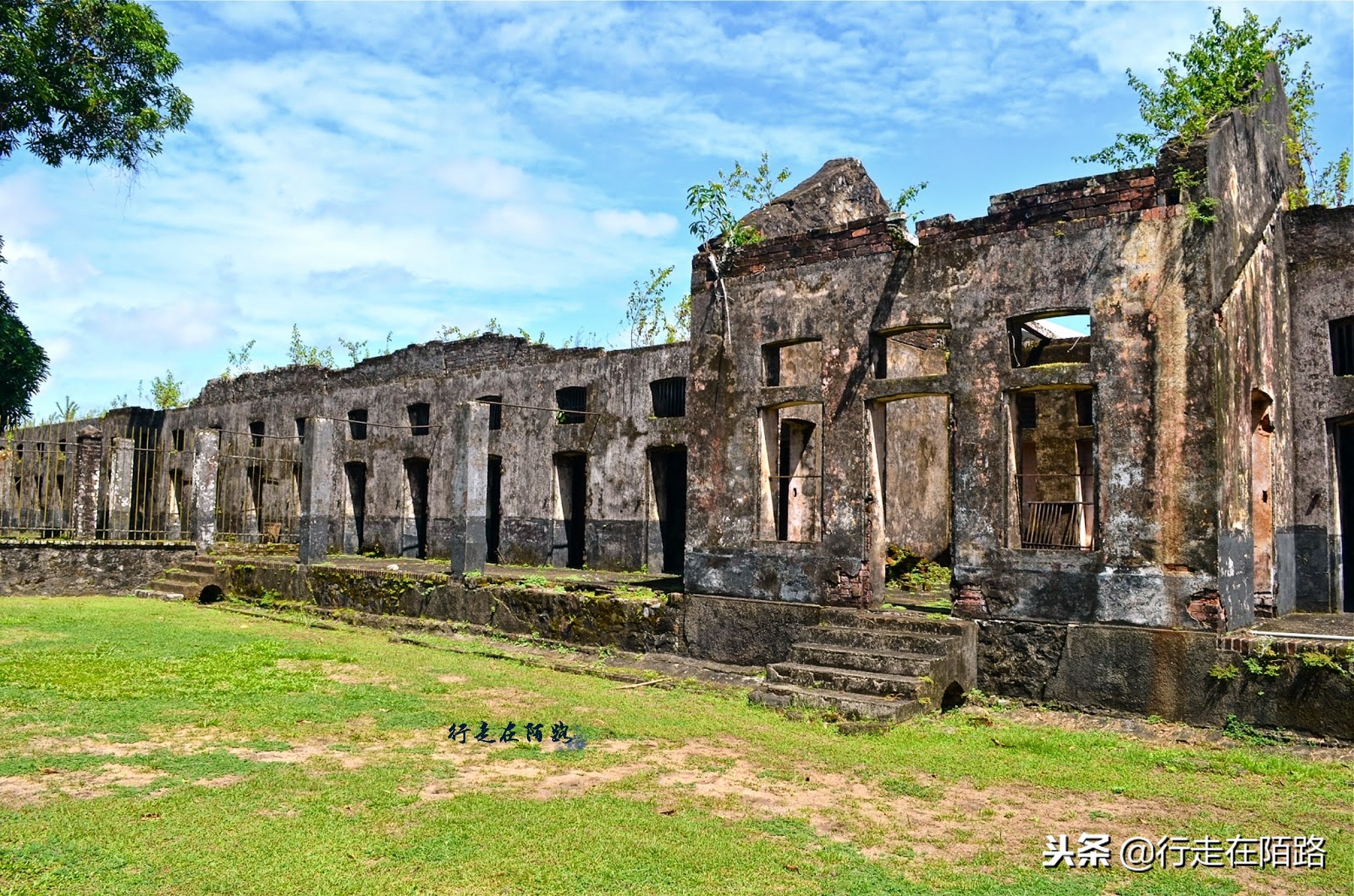 南美唯一欧元城市：居民多数是囚犯后代，享受欧盟福利待遇