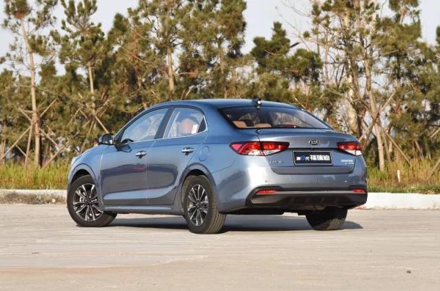 起亚k2好还是起亚k3好,起亚福瑞迪是k2还是k3