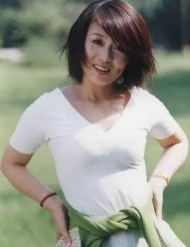 黄梅戏名家吴琼有几段婚姻,黄梅戏吴琼和老公有孩子吗