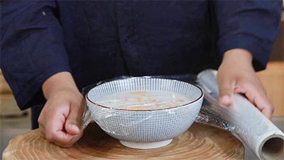 炎炎夏日不如做份甜品消消暑吧,夏日消暑甜品美味的红糖冰粉