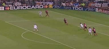 欧冠十大非人类进球,欧冠历史最佳进球梅西