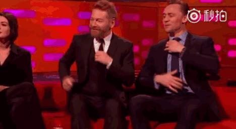 西装纽扣的正确扣法,西装纽扣怎么弄稳