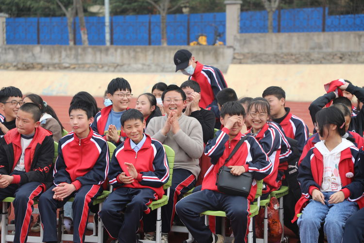 枣庄十五中篮球比赛,枣庄十六中一中足球赛