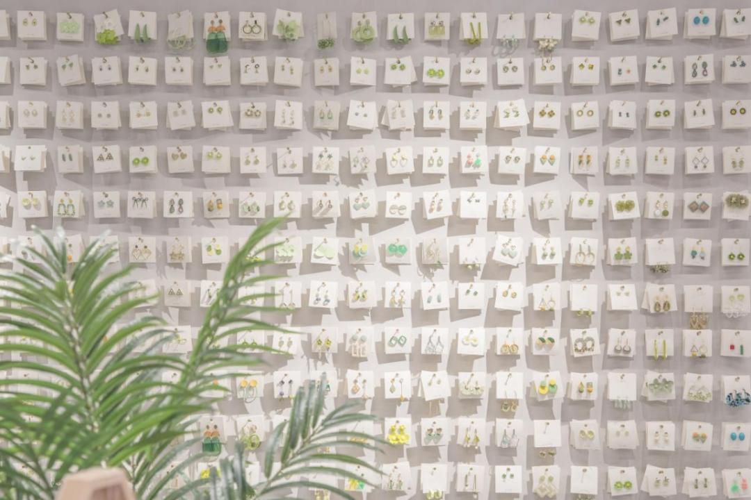 新店开业百万饰品,开业店铺爆满