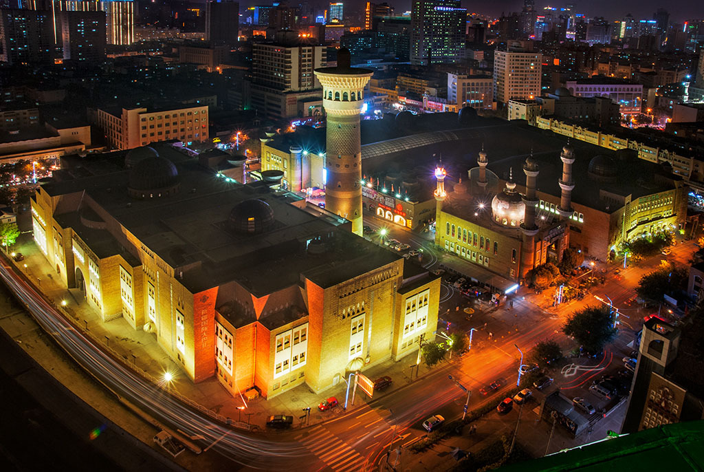 西北第二大城市乌鲁木齐全貌,乌鲁木齐世界内陆第一大城市