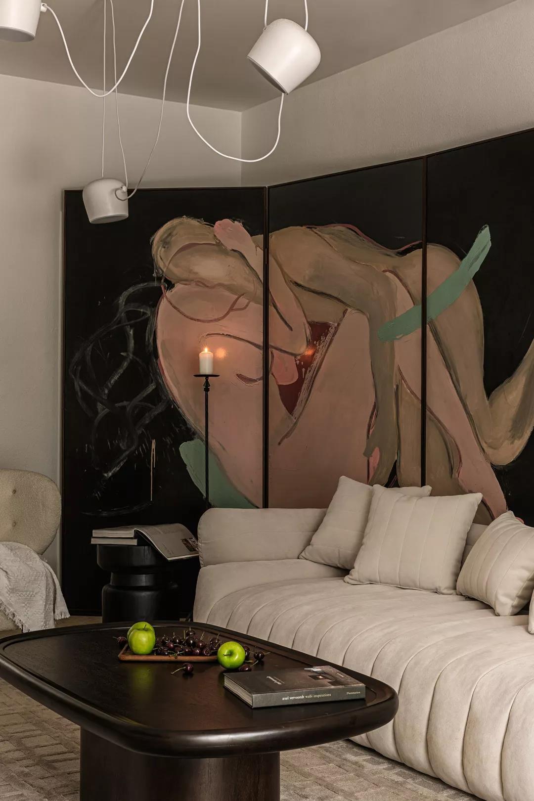 「恋·家」90后花艺师的森系生活，在洞穴里建花房