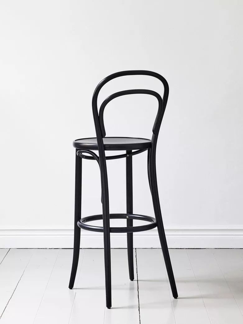 探访TON工厂看经典椅子背后的故事|疯狂24h我们去捷克干了啥？