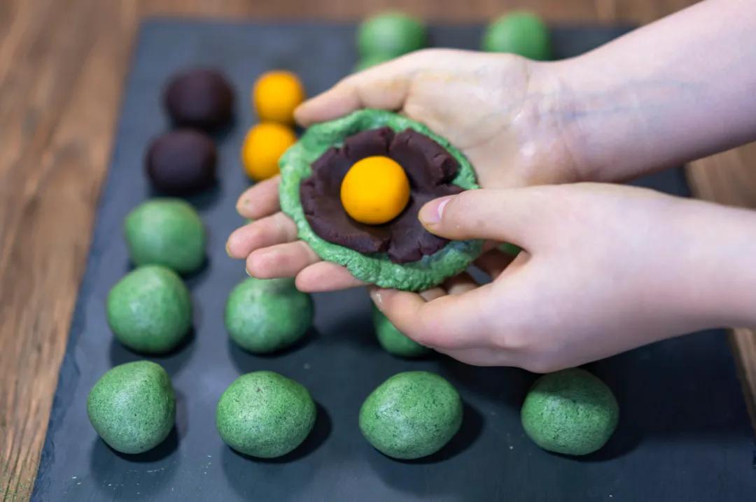 卖爆了的网红青团，到底好吃吗！？