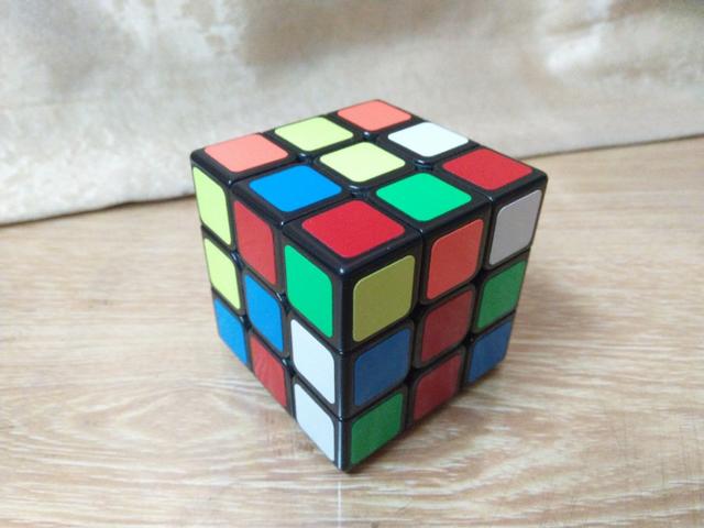 教我玩魔方的手法,我和魔方有个约定