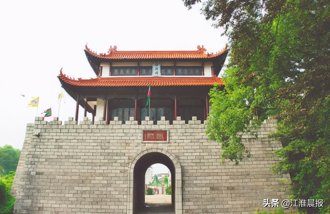 有关巢湖的诗句经典,巢湖的典故与传说