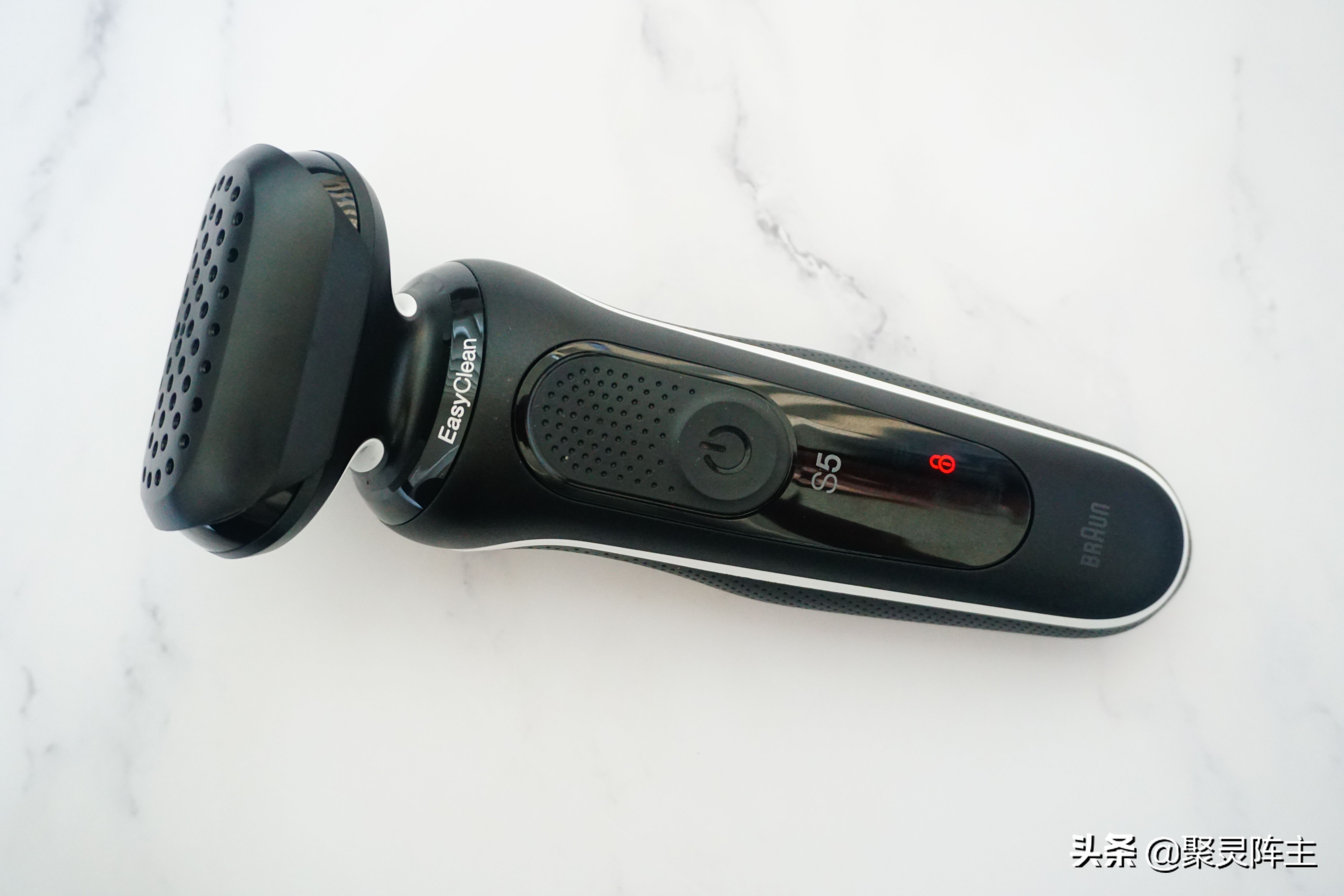 博朗s5剃须刀有电却开不起来,博朗剃须刀s5效果如何