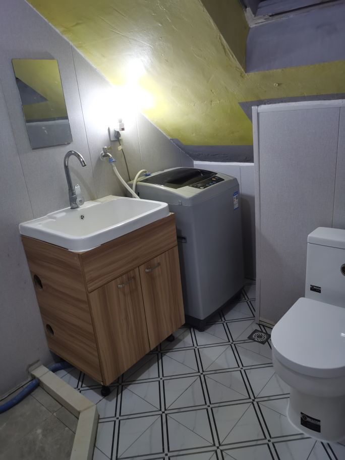 三楼卫生间反水最佳解决方案,3楼卫生间漏水到2楼怎么解决