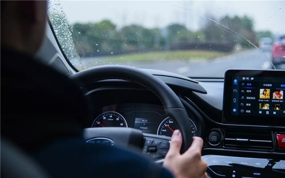 试驾新款江淮瑞风s4,瑞风s4试驾视频室内