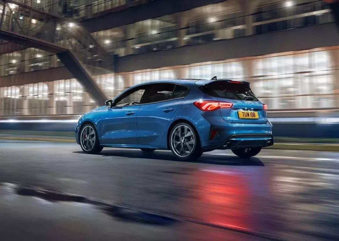 六秒破百无压力的车,3.9秒破百又一性能小钢炮亮相