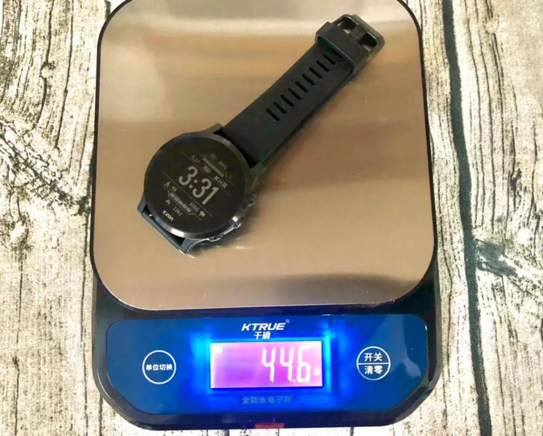 删繁就简，有颜能打，宜准GPS手表R6测评