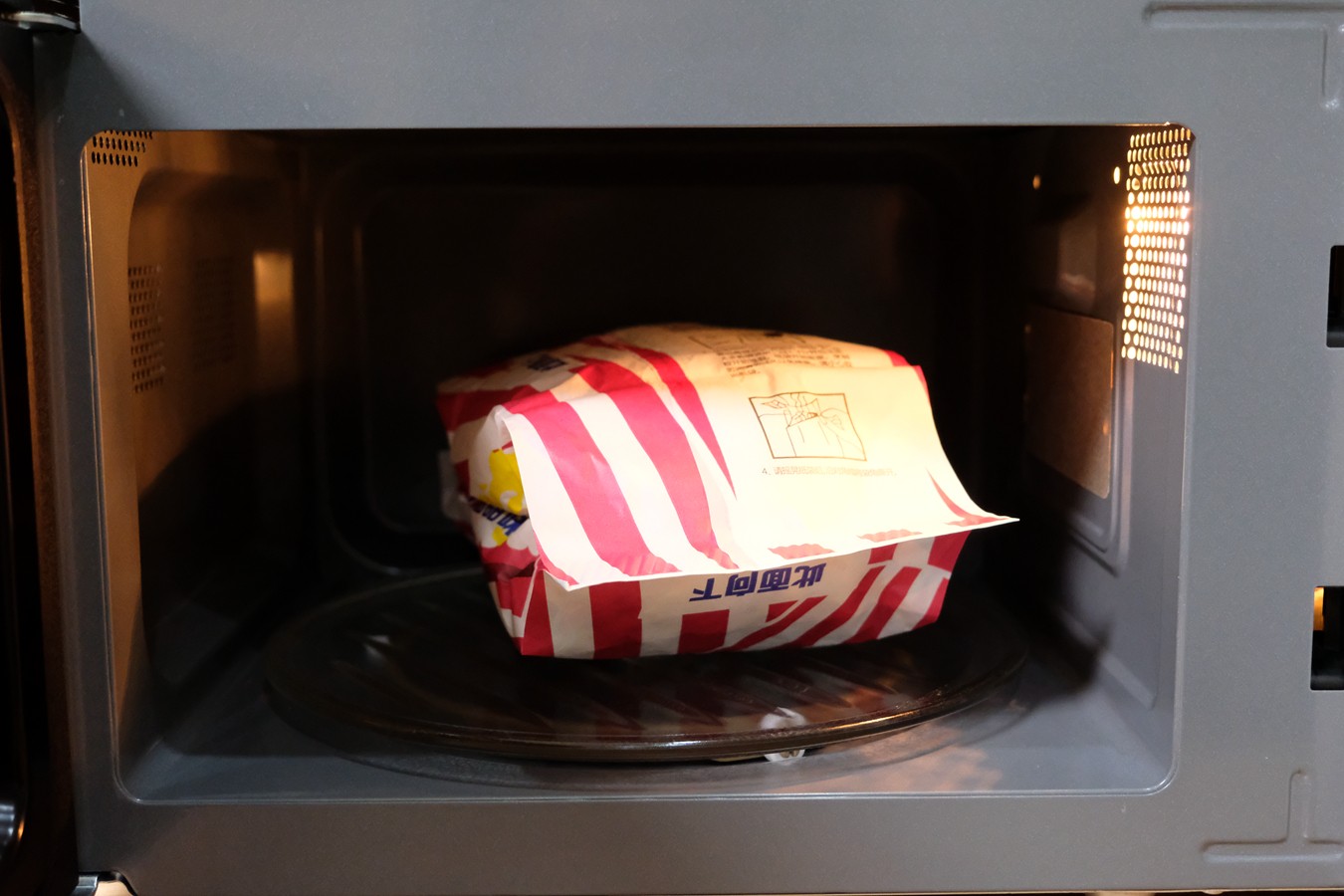 大宇微波炉dywb-y06老款,大宇微波炉和格兰仕微波炉哪个好