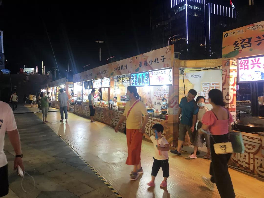 青岛保利广场现状,保利虚假宣传