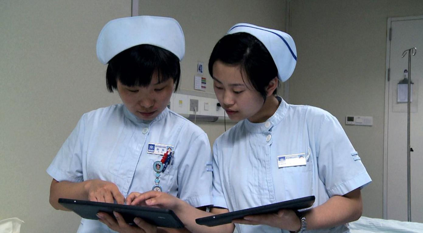 军护和普通护士哪个容易考,军职护士报考要求