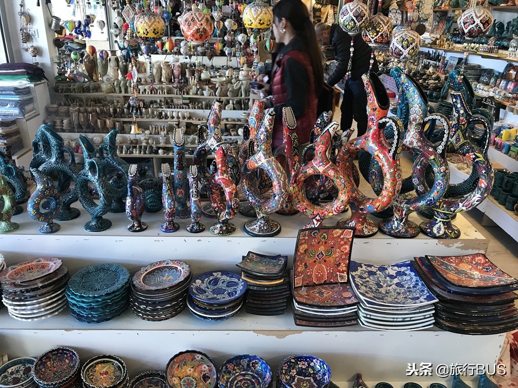 「土耳其」必买伴手礼（蓝眼睛、玫瑰精油、香料等……