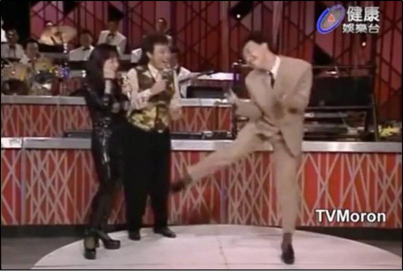 费玉清一个人歌曲,费玉清一个人千里之外