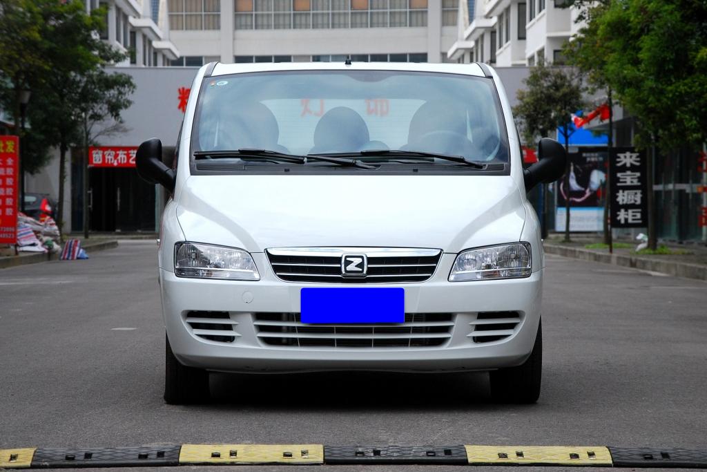 众泰车00年,众泰以前出的小越野车