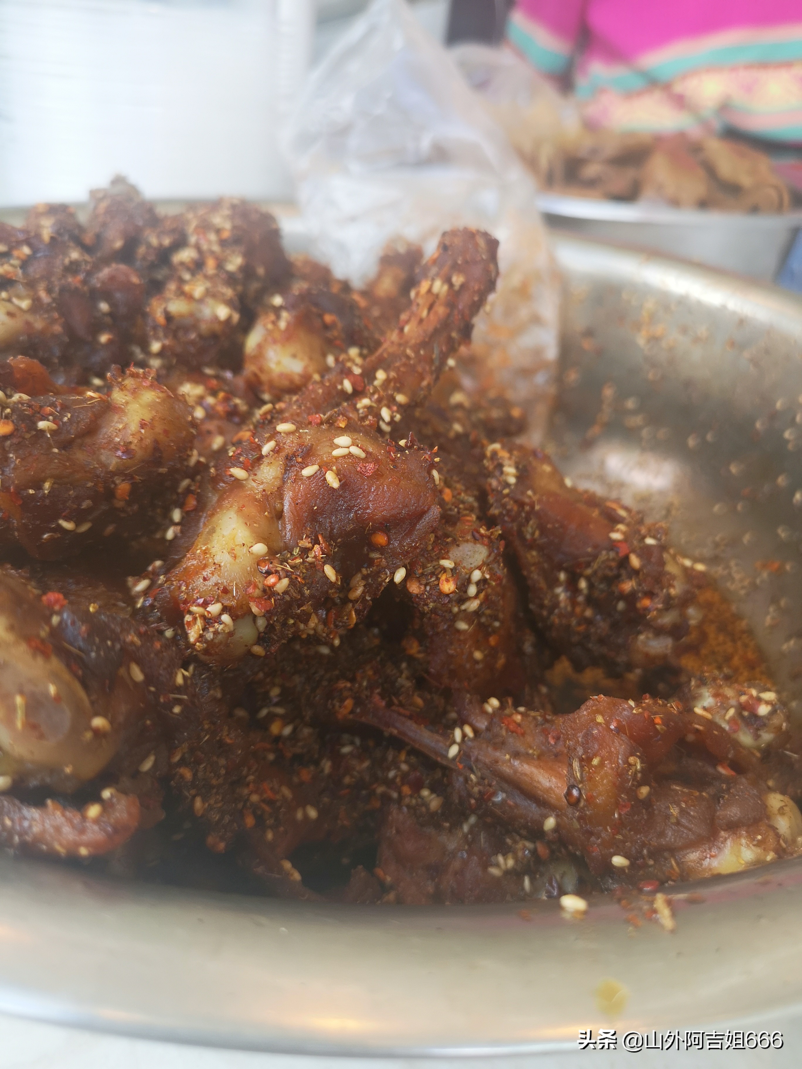 阿吉姐无搭车骑行318川藏线日记--雨天翻越海拔4720的色季拉山