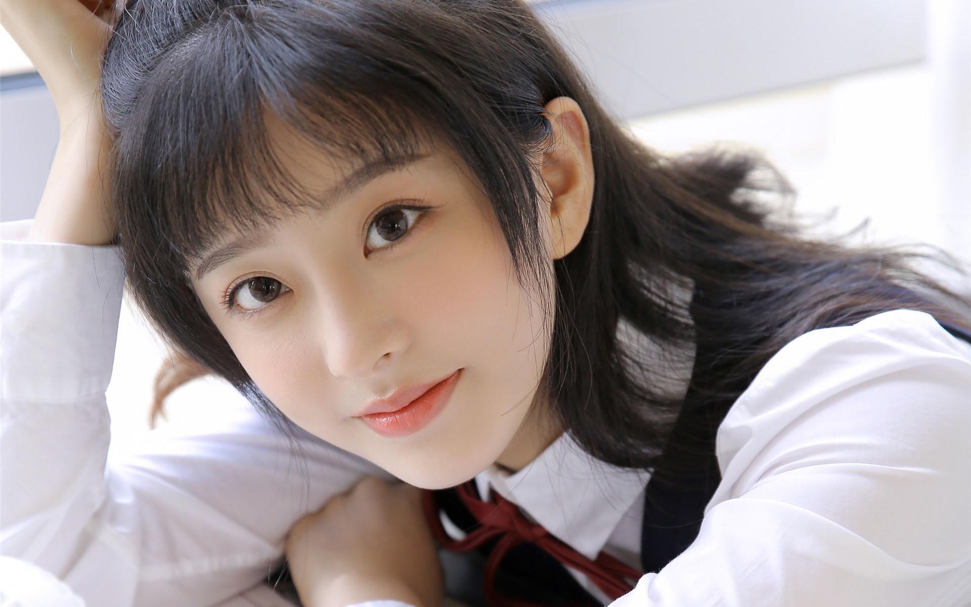 怎样哄一个女孩让她原谅自己,如何哄好还不是女朋友的女生